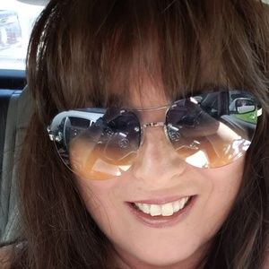 Meet your Posher, Kristie